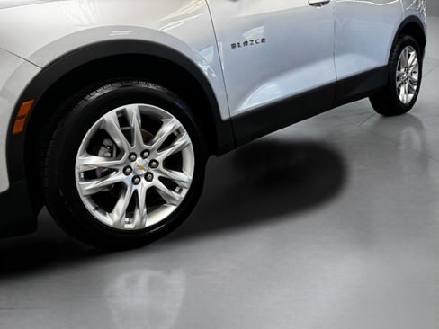Used 2019 Chevrolet Blazer LT w/ Sun and Wheels Package FWD image 44