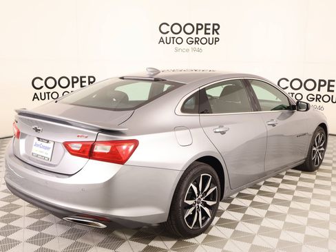 Used 2025 Chevrolet Malibu RS FWD image 19