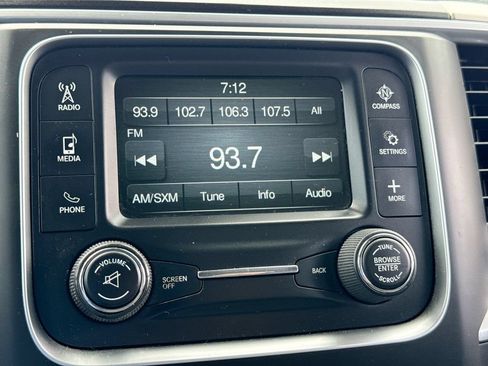 Used 2019 RAM 1500 Classic SLT RWD image 16