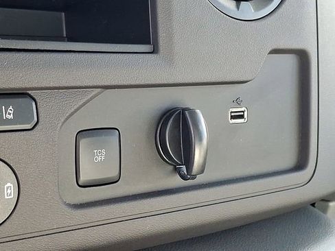 Used 2024 Ford E-450 and Econoline 450 Super Duty w/ Driver's Safety Package image 21