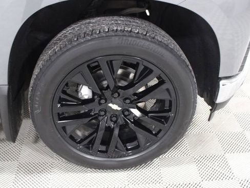 Certified 2022 Chevrolet Silverado 1500 LTZ w/ Technology Package image 46