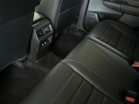 Used 2025 Honda CR-V Sport-L image 12
