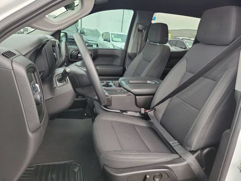 Certified 2022 Chevrolet Silverado 1500 Custom RWD image 18