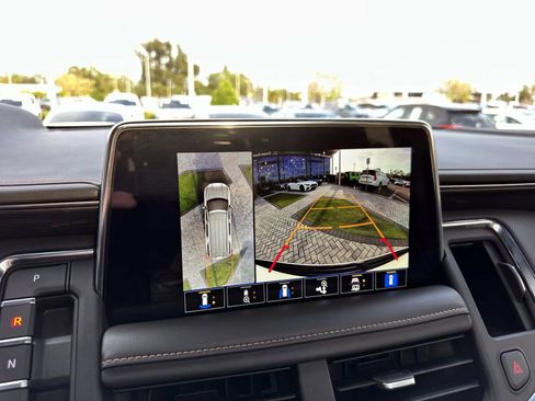 Used 2023 GMC Yukon AT4 w/ AT4 Premium Package image 26