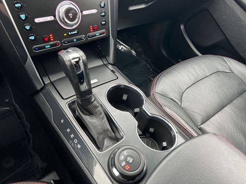 Certified 2018 Ford Explorer Sport image 16