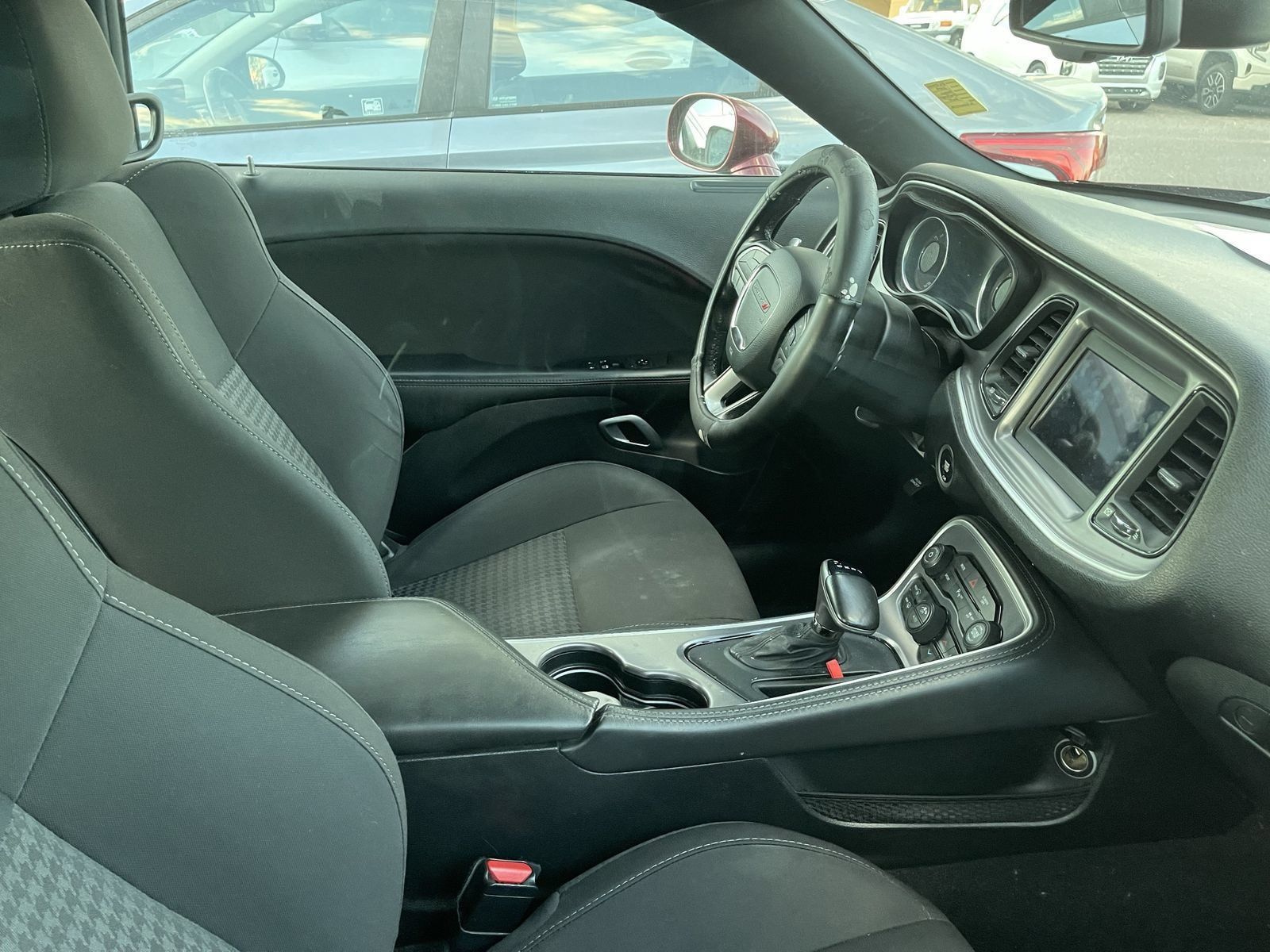 Used 2019 Dodge Challenger R/T w/ Driver Convenience Group RWD image 4