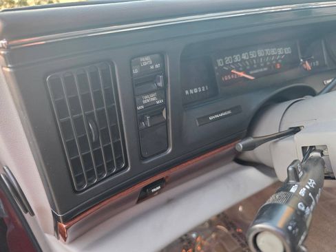 Used 1999 Buick Le Sabre Custom FWD image 39