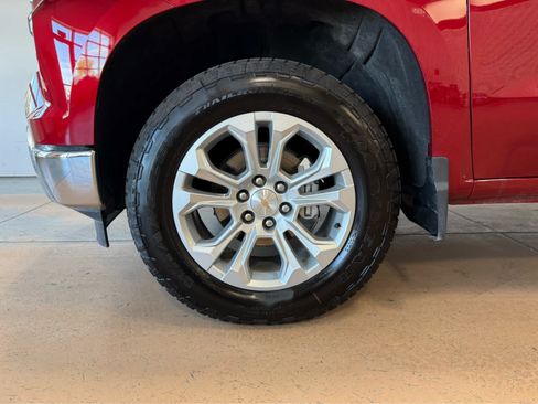Used 2026 Chevrolet Silverado 1500 LTZ w/ LTZ Premium Package AWD/4WD image 11