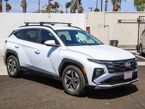 Used 2025 Hyundai Tucson SEL FWD image 3