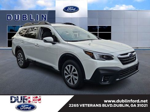Used 2021 Subaru Outback Premium image 1