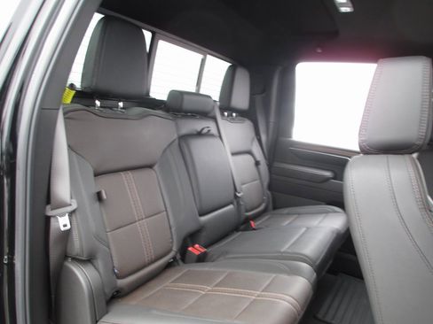 Certified 2024 Chevrolet Silverado 2500 High Country w/ Midnight Edition image 23