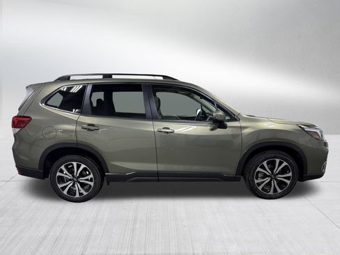 Used 2020 Subaru Forester Limited image 8
