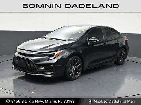 Used 2026 Toyota Corolla SE FWD image 1