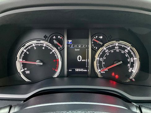 Used 2022 Toyota 4Runner TRD Off-Road Premium image 20