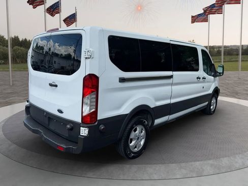 Used 2017 Ford Transit 350 XLT RWD image 9
