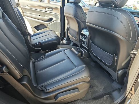 New 2026 Jeep Grand Cherokee L Limited image 11