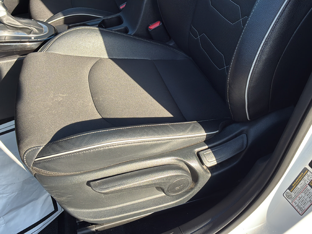 Used 2024 Kia Forte GT-Line w/ GT-Line Premium Package FWD image 15