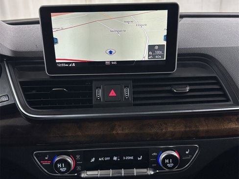 Used 2018 Audi Q5 2.0T Premium Plus w/ Premium Plus Package image 21