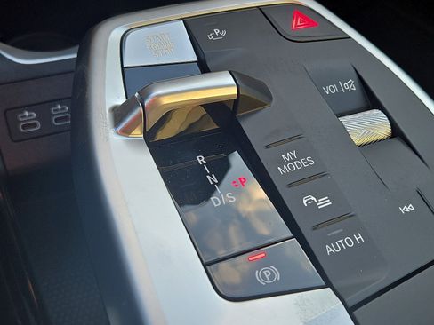 New 2026 BMW X1 xDrive28i w/ Technology Package image 7