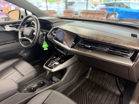 Used 2023 Audi Q4 e-tron Premium Plus w/ Premium Plus RWD image 21