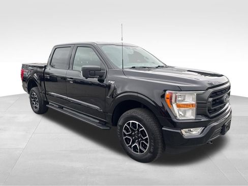 Certified 2022 Ford F150 XLT w/ Equipment Group 301A Mid AWD/4WD image 9