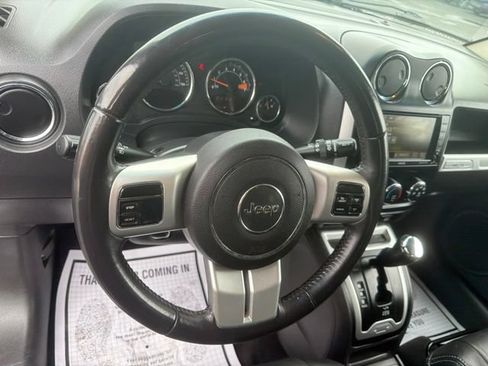 Used 2017 Jeep Compass High Altitude AWD/4WD image 12