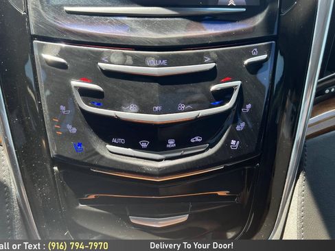 Used 2016 Cadillac Escalade Luxury AWD/4WD image 32