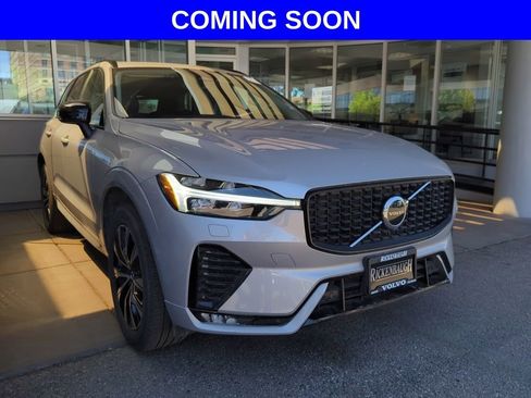 Used 2025 Volvo XC60 B5 Core AWD/4WD image 1