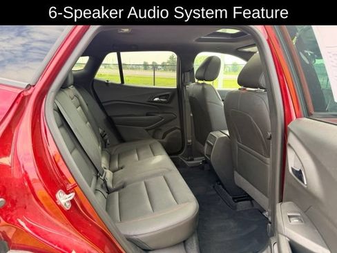 Used 2024 Chevrolet Trax RS w/ Sunroof Package FWD image 10