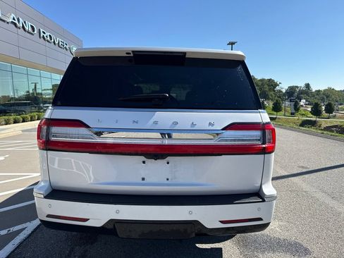 Used 2019 Lincoln Navigator Reserve w/ Cargo Package AWD/4WD image 6