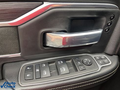 Used 2024 RAM 2500 Laramie w/ Night Edition image 30