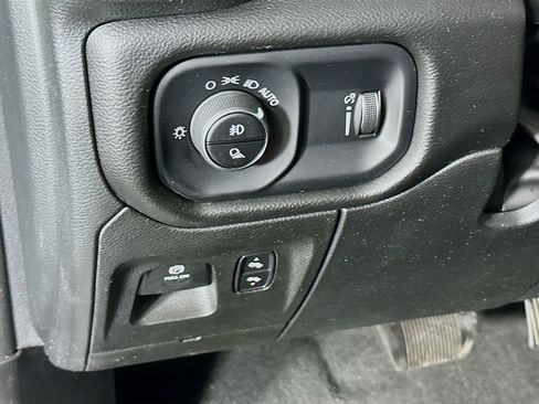 Used 2022 RAM 1500 Big Horn image 16