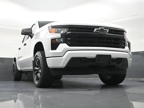 Used 2024 Chevrolet Silverado 1500 Custom AWD/4WD image 30