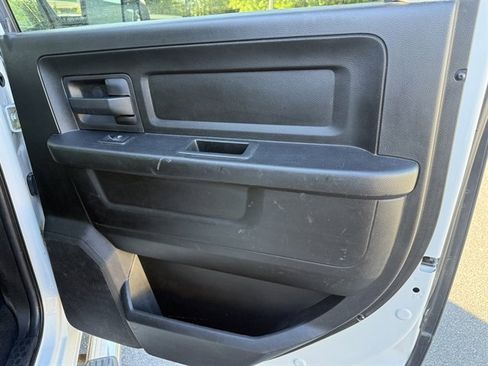 Used 2017 RAM 2500 Tradesman w/ Chrome Appearance Group AWD/4WD image 39