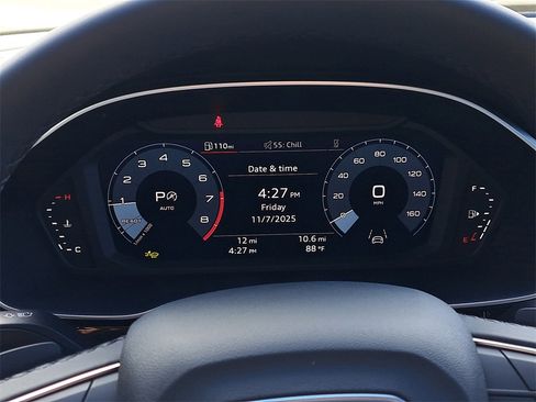 New 2025 Audi Q3 2.0T Premium image 11