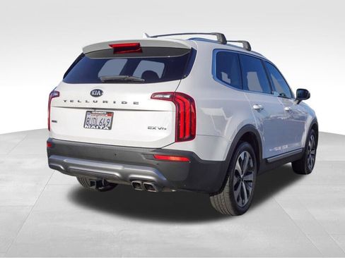 Used 2021 Kia Telluride EX w/ EX Premium Package image 3