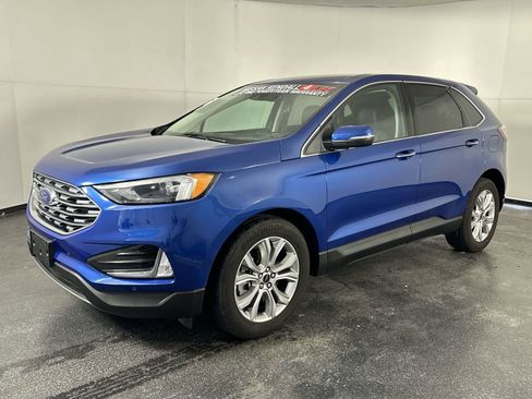 Used 2024 Ford Edge Titanium image 4