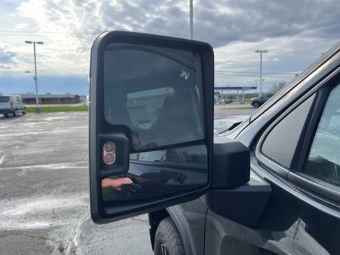 Used 2021 GMC Sierra 1500 Elevation w/ Preferred Package image 13