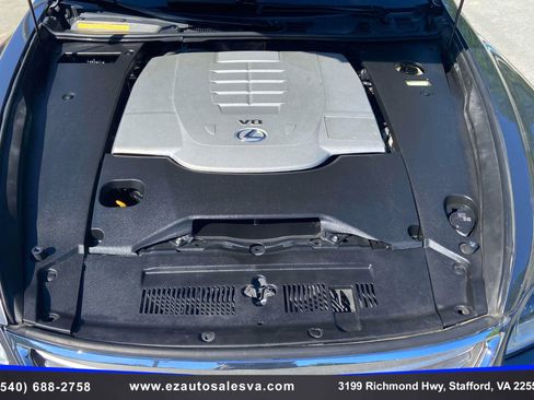 Used 2015 Lexus LS 460 w/ Comfort Package RWD image 12