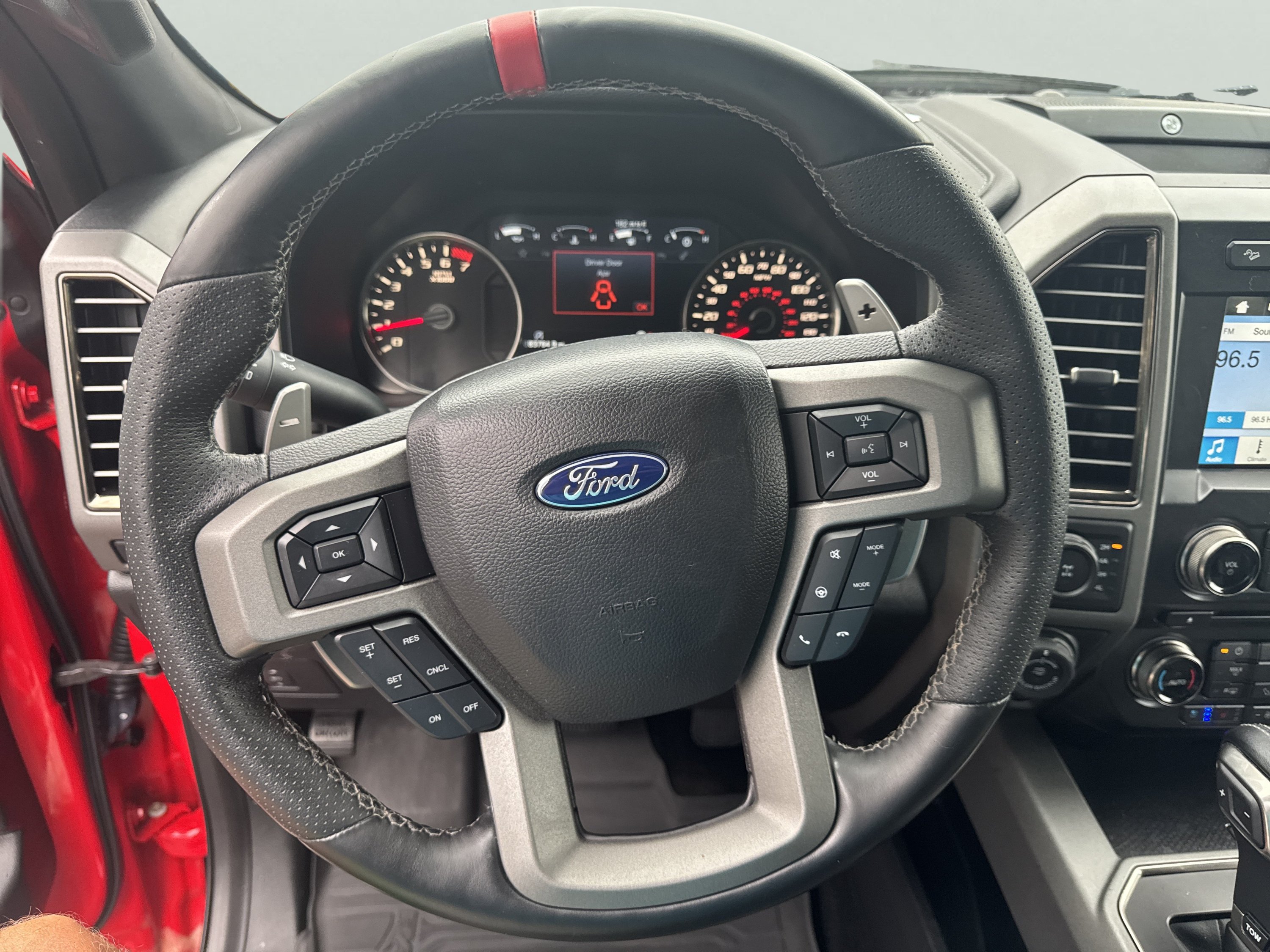 Used 2018 Ford F150 Raptor w/ Equipment Group 802A Luxury AWD/4WD image 15