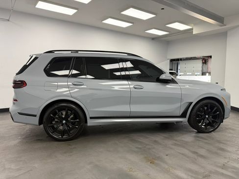 Used 2026 BMW X7 xDrive40i w/ Executive Package image 10