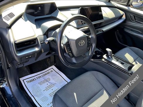 Used 2023 Toyota Prius LE FWD image 10