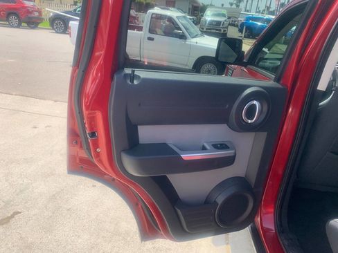 Used 2007 Dodge Nitro SLT RWD image 18