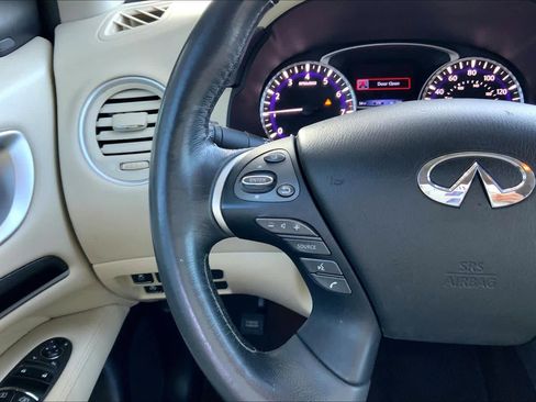 Used 2019 INFINITI QX60 Luxe w/ Essential Package image 23