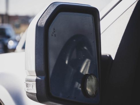 Used 2018 Ford F150 Raptor w/ Equipment Group 802A Luxury image 7