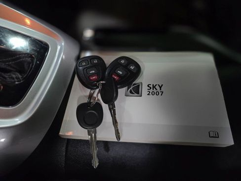Used 2007 Saturn Sky w/ Premium Trim Pkg image 32