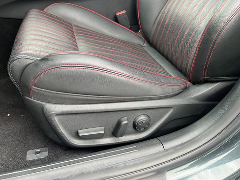 Used 2023 Genesis G70 2.0T w/ Sport Prestige Package image 14