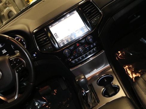 Used 2020 Jeep Grand Cherokee Limited X AWD/4WD image 24
