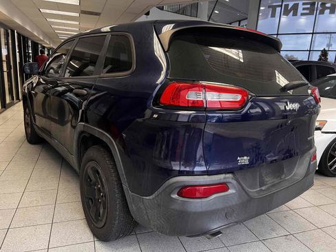 Used 2015 Jeep Cherokee Latitude w/ Comfort/Convenience Group image 4