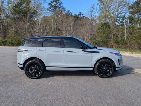 Used 2025 Land Rover Range Rover Evoque Dynamic SE image 4